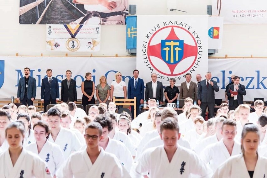 Karatecy DKK walczyli z rywalami w Wieliczce [FOTO]