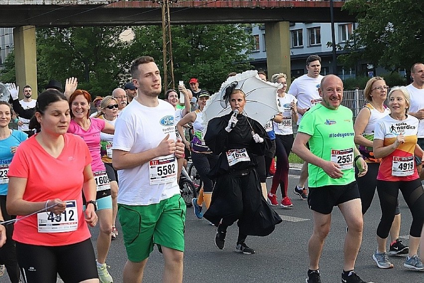 ROSSMANN RUN 2019. Zdjęcia z biegu ulicą Piotrkowską. Rossmann Run 2019 za nami!