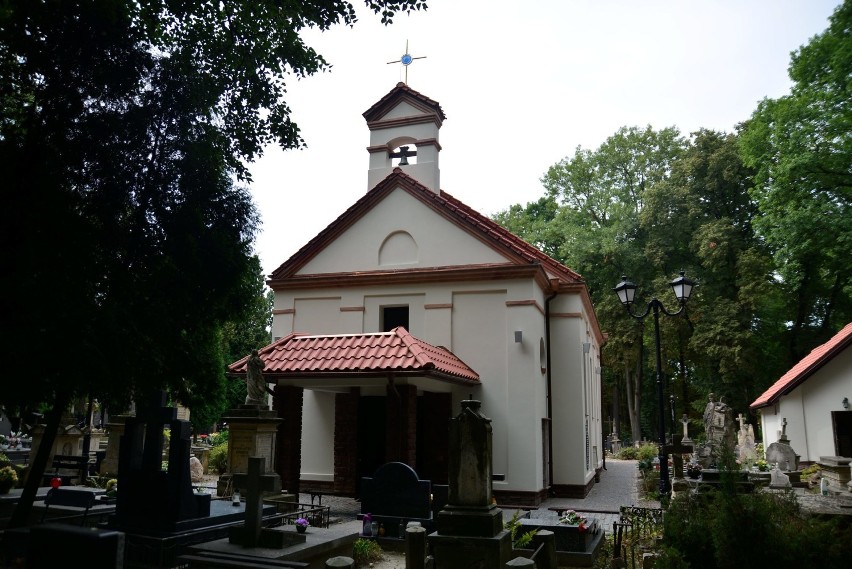 Cmentarz przy Lipowej w Lublinie. Zabytkowa kaplica już po generalnym remoncie (ZDJĘCIA)