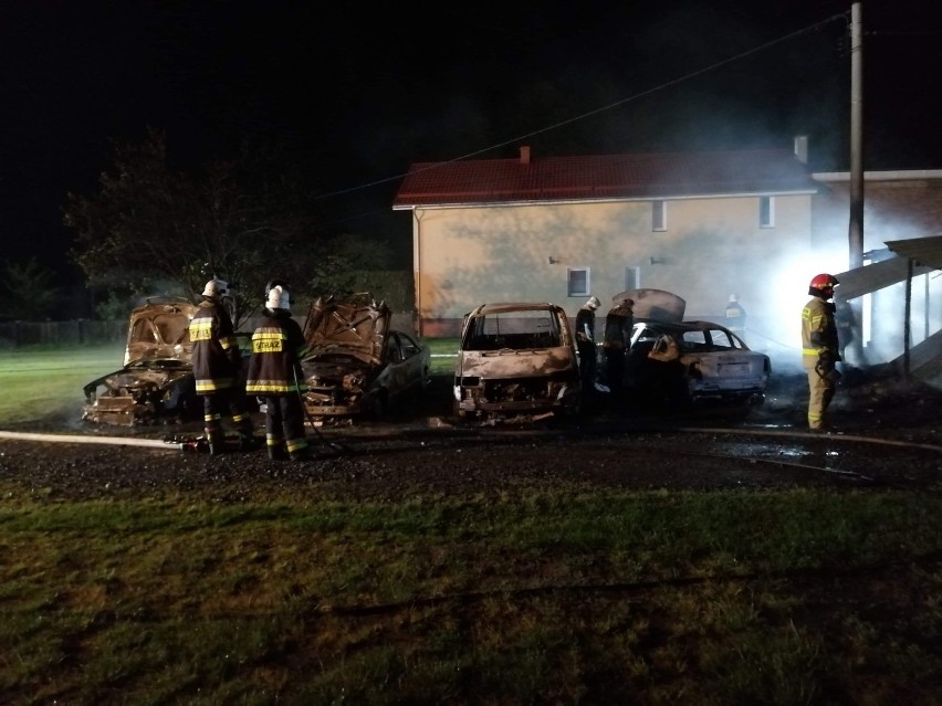 Duży pożar w Przechodzie w powiecie nyskim. Znaleziono dziwną substancję