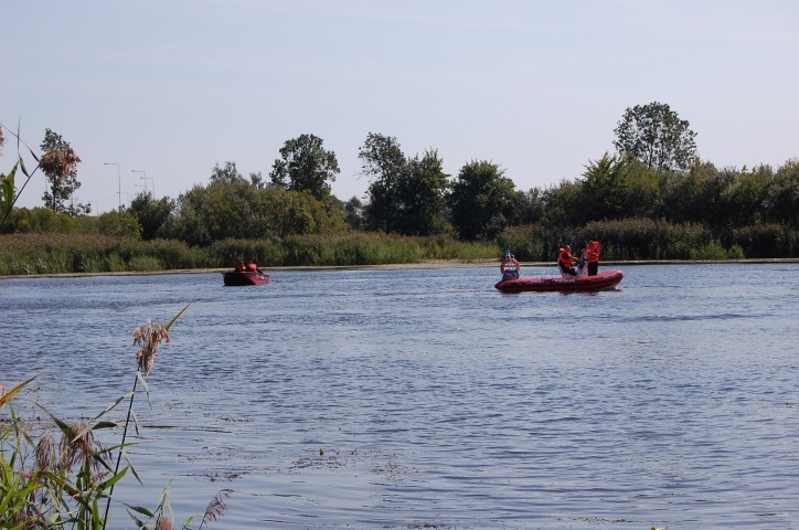 Nowy Dwór Gdański. Strażacy ćwiczyli na rzece Nogat
