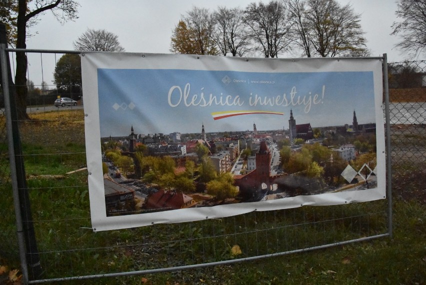 Przebudowa Wileńskiej w Oleśnicy idzie pełną parą. Zobacz najnowsze zdjęcia z placu budowy!