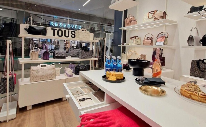 Nowy butik w Centrum Handlowym Pogoria w Dąbrowie Górniczej - to TOUS! Oferuje 3000 produktów. To 55 sklep marki w Polsce