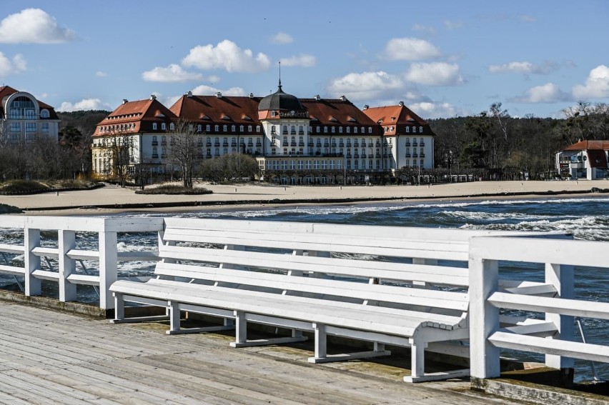 Niedziela 22.03.2020. Piękny, słoneczny dzień w opustoszałym...