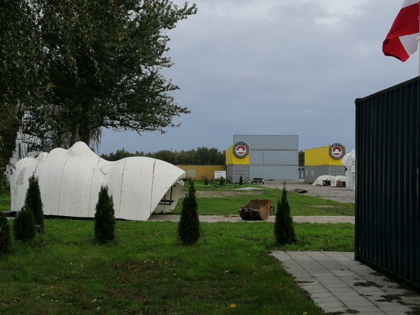 Październik 2020, teren na lotnisku w Podczelu, dzierżawiony...