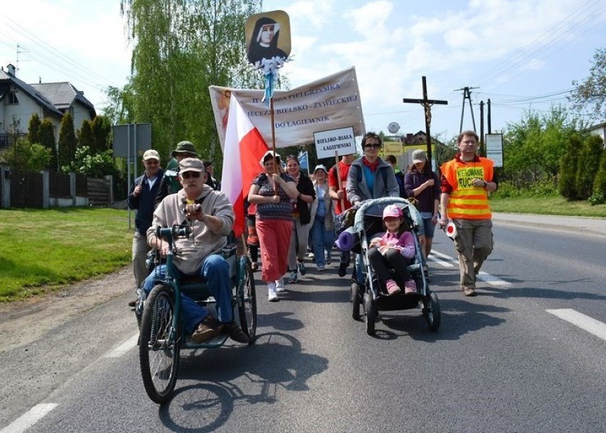 pielgrzymka z bielska-białej do łagiewnik