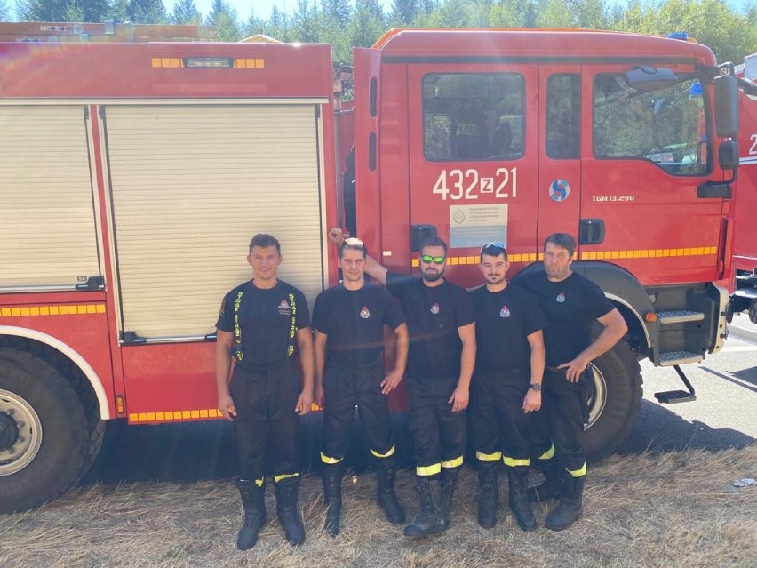Cali i zdrowi wrócili goleniowscy strażacy z gaszenia pożaru lasu we Francji 