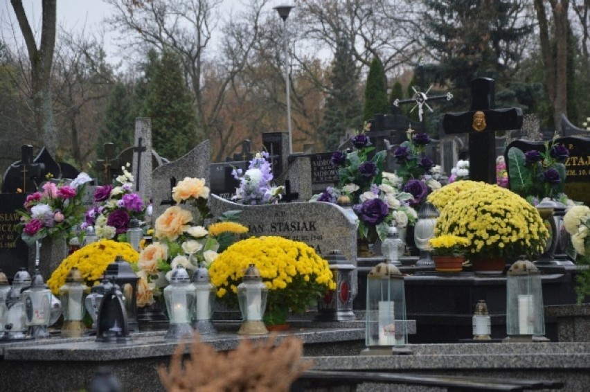 Nowy cennik opłat obowiązuje na cmentarzu w Bełchatowie od...