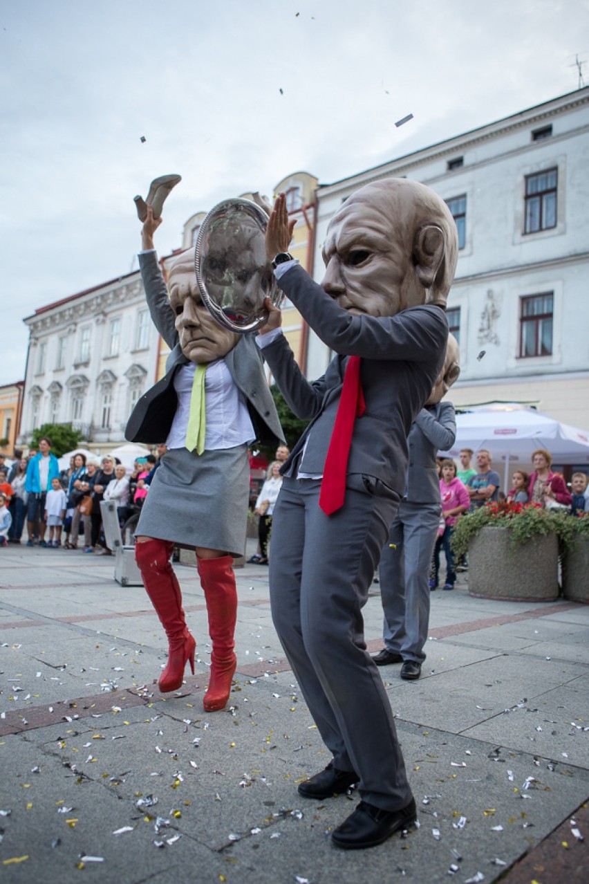 Sztuka wyszła na ulice. Międzynarodowy Festiwal Teatrów Ulicznych Tarnowie [ZDJĘCIA]