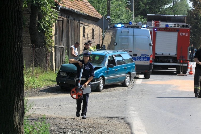 Wypadek na drodze Wrocław - Strzelin. Trzy ranne osoby trafiły do szpitala (ZDJĘCIA)