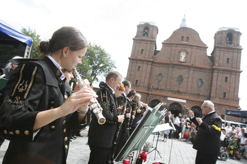 Katowice: Nikiszowiec świętuje na &quot;Odpuście u Babci Anny&quot; [ZDJĘCIA]