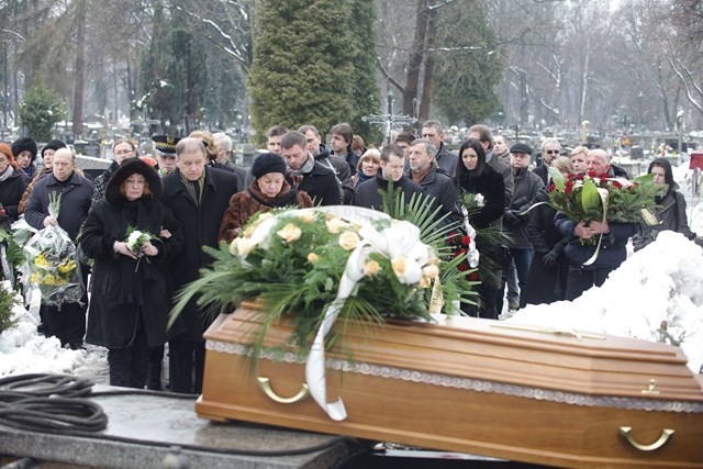 Pogrzeb Andrzeja Lipskiego. Aktora żegnała żona Hanna...