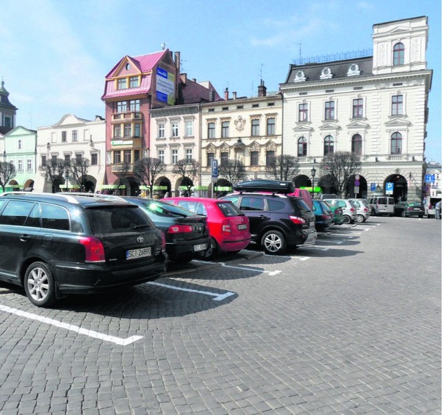 To nie żart, na cieszyńskim rynku możesz zaparkować auto