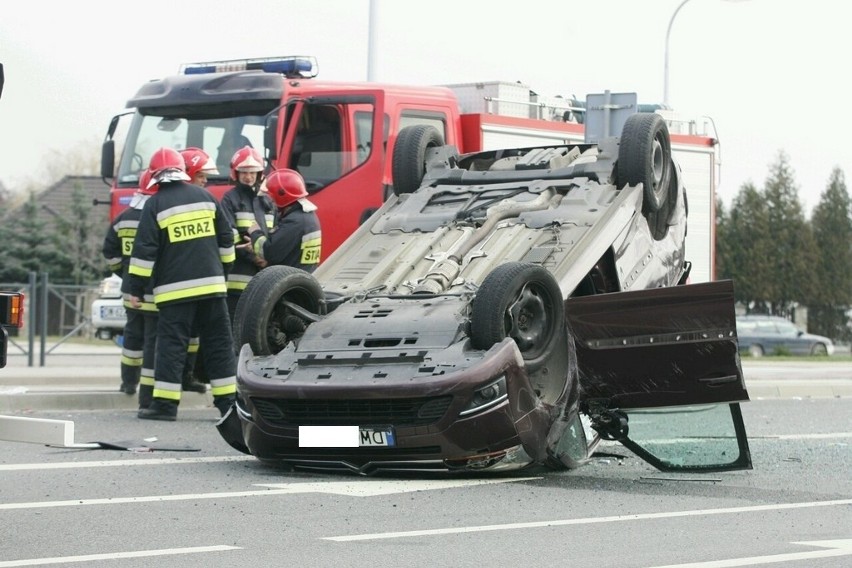 Wrocław: Wypadek taksówki na Granicznej (ZDJĘCIA)