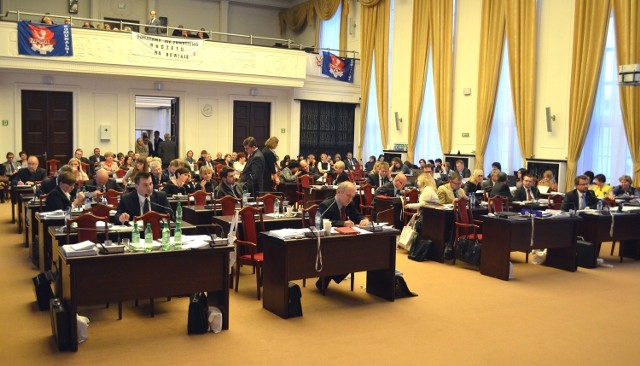 Środowa sesja rady miejskiej zakończyła się zerwaniem quorum