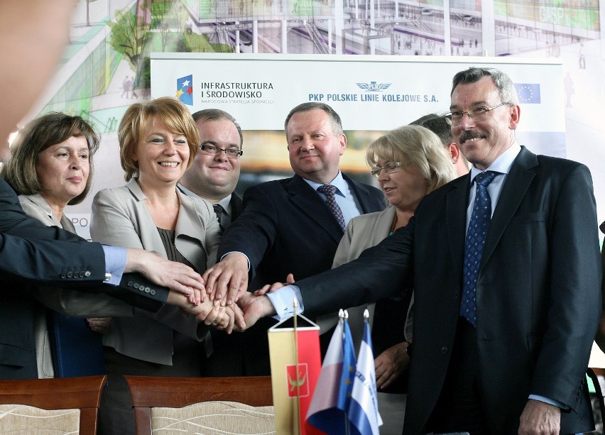 Podpisanie umowy na budowę Dworca Fabrycznego