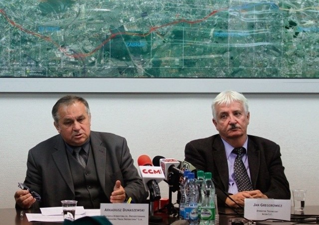 Arkadiusz Dunaszewski (z lewej): - Rady się niecierpliwią.