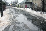 Na ul. Saperów w Łodzi mają zalaną drogę, bo mieszkają na wsi?