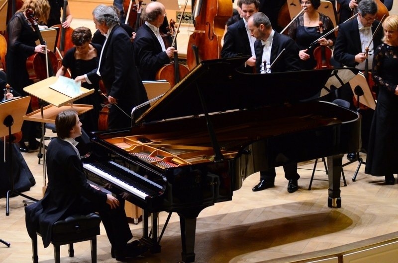 Daniil Trifonov był w piątek solistą Maltańskiego Koncertu...