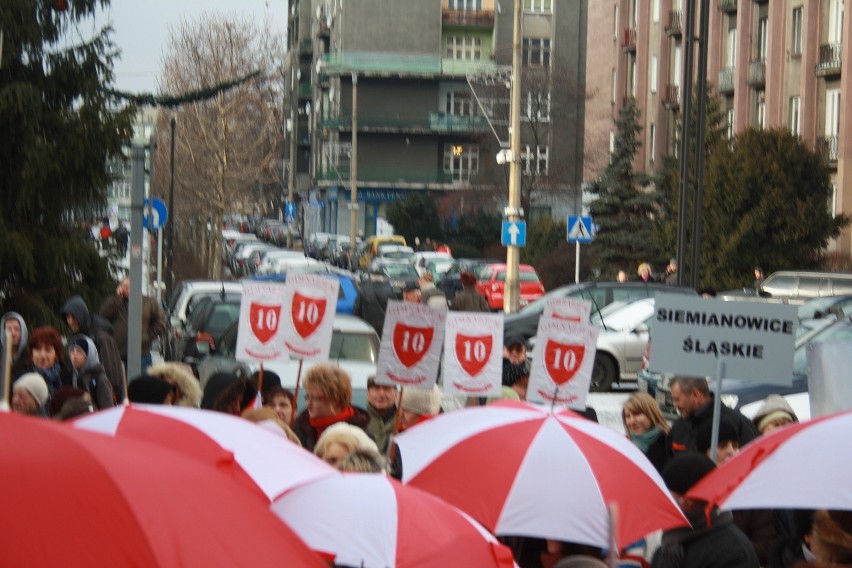 Sosnowiec: Protest przeciwko likwidacji szkół oraz... wprowadzaniu monitoringu