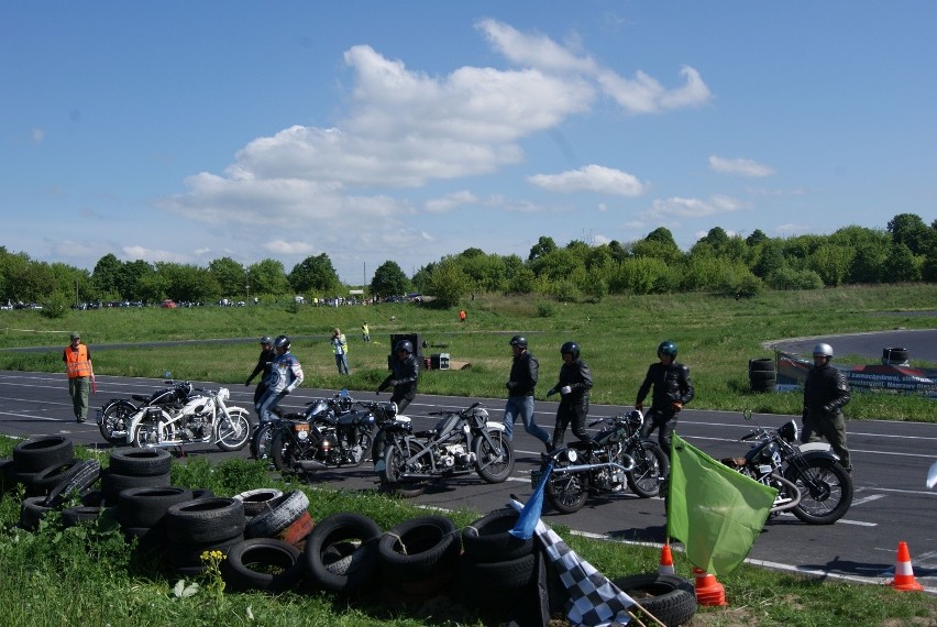 Super-Veteran: Zabytkowe motocykle po raz 8. na Torze Lublin