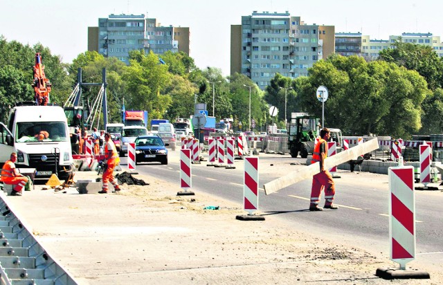 Lotnicza przy stadionie. Ulica ma być w pełni przejezdna dla kierowców na początku września