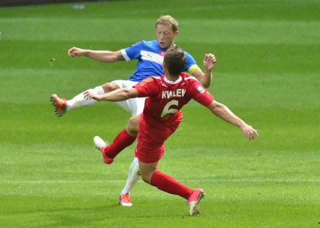 Rafał Murawski w meczu z Górnikiem Zabrze.