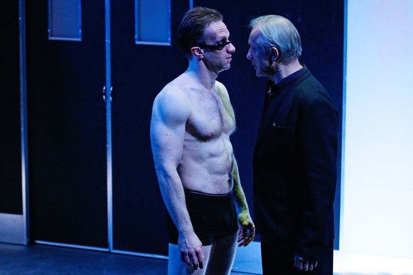 Zdjęcia ze spektaklu "Hamlet" w Teatrze Polskim, premiera 27...