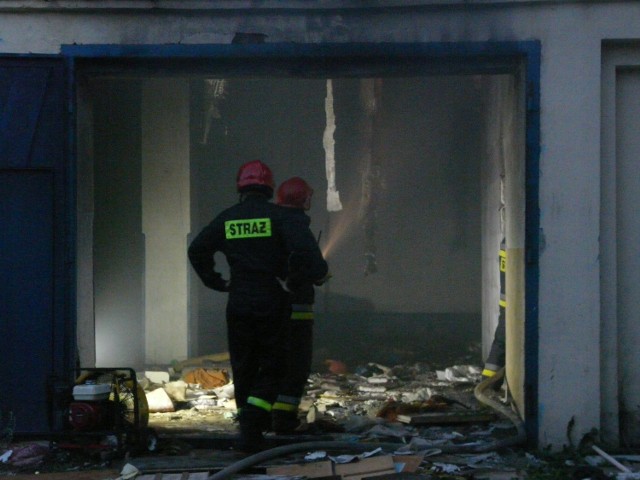 Pożar pustostanu na Polnej 14 w Łodzi