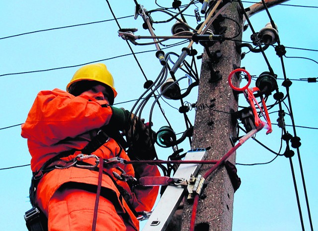 Energetycy w czasie poważnych awarii pracują od wczesnego rana do późnego wieczoru