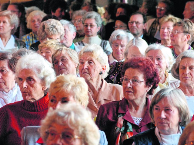 Seniorzy, naprawdę warto wyjść z domów!