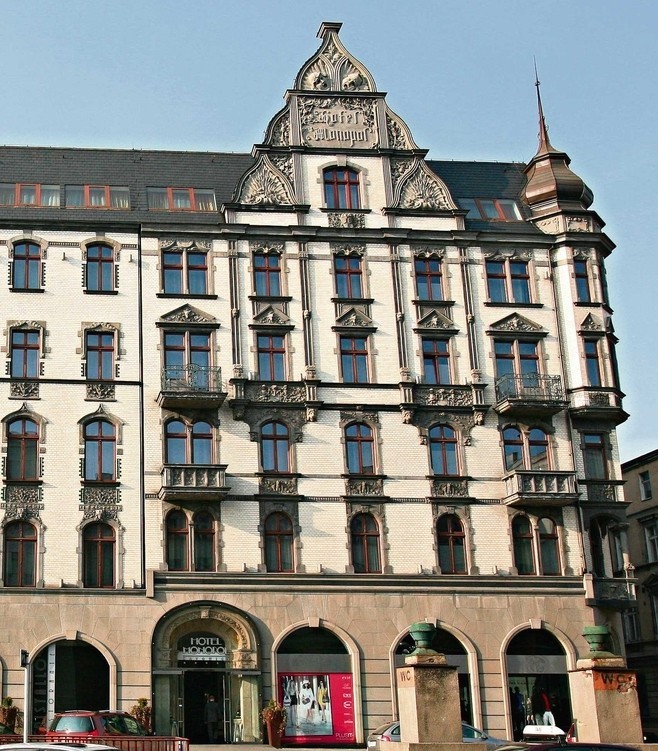 Hotel Monopol Katowice, Dworcowa 5 - 5 gwiazdek