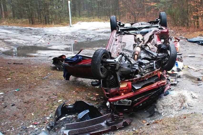 Wypadek śmiertelny na trasie 790 z Ogrodzieńca do Niegowonic