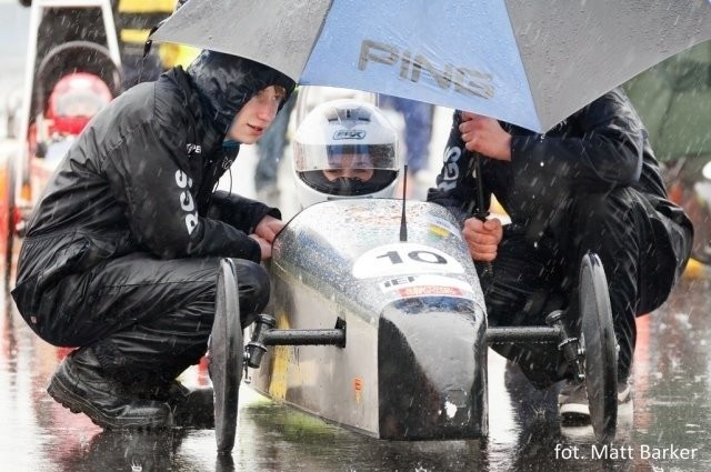 Bolid Silesian Greenpower z Gliwic podbił słynny tor Silverstone! [ZDJĘCIA i WIDEO]