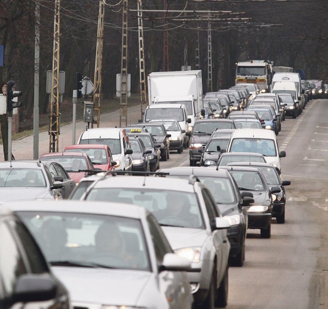 Korki na al. Zwycięstwa, spowodowane rozbudową Klifu, dają się mocno we znaki kierowcom