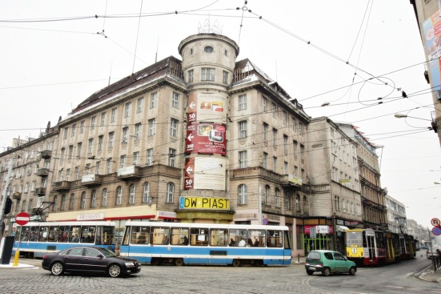 Wrocław. Hostel Piast przy ul. Piłsudskiego, niegdyś kultowe we Wrocławiu miejsce, przejdzie gruntowny remont