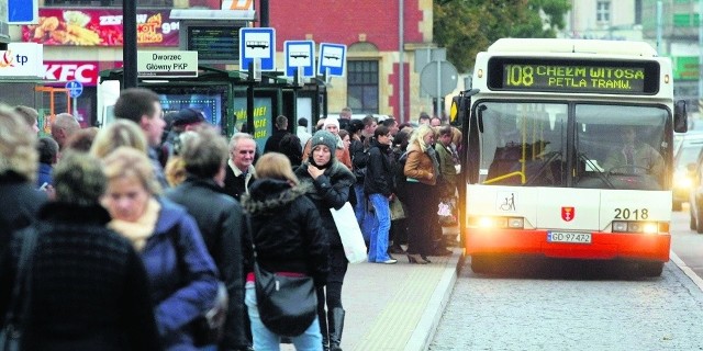 Rozkłady jazdy są  kilkanaście razy w roku dopasowywane do potrzeb pasażerów - mówią przedstawiciele ZTM Gdańsk