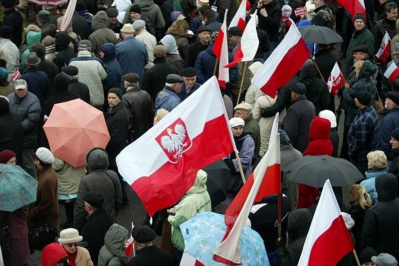 Demonstranci z PiS zablokowali centrum Wrocławia (ZDJĘCIA, FILMY)