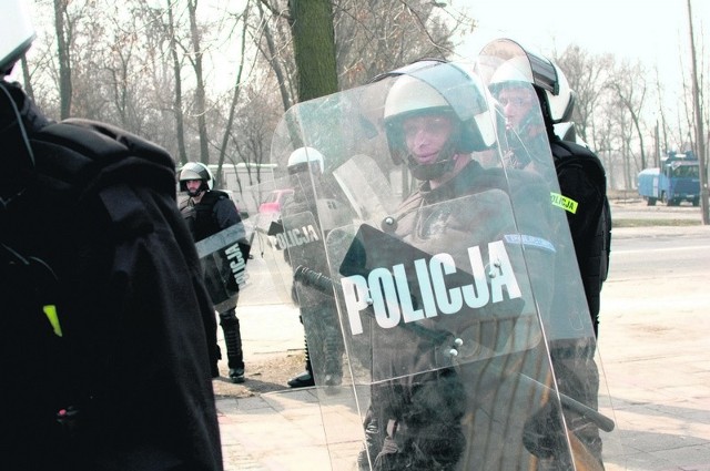 Właściwy sprzęt to podstawa w czasie zabezpieczania meczu.