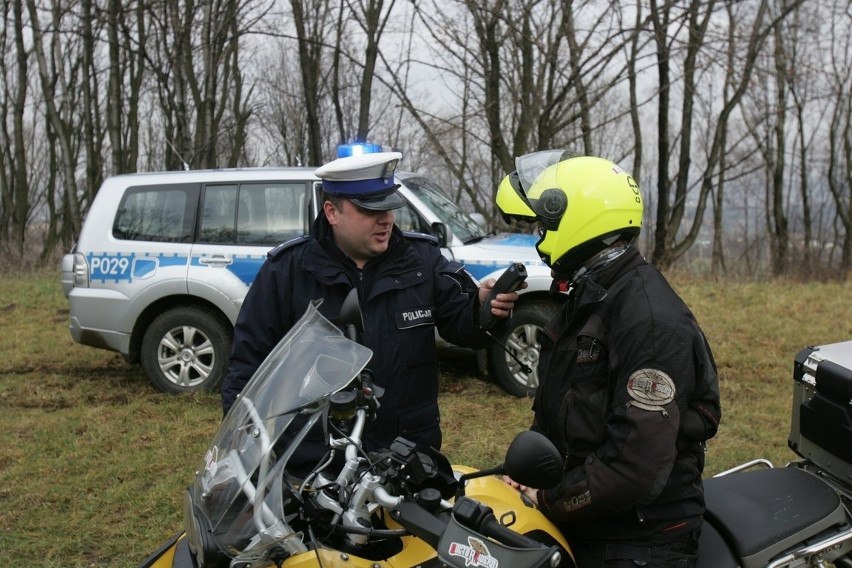 Pościg będzińskiej policji za motocyklistą [ZDJĘCIA i WIDEO]