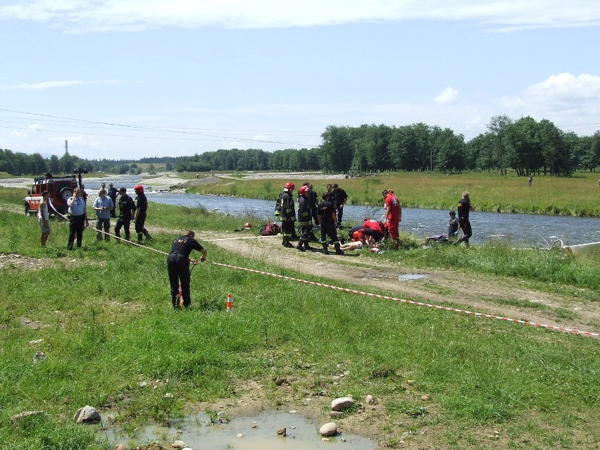 Wypadek szybowca Nowy Targ: dwie osoby nie żyją [ZDJĘCIA]