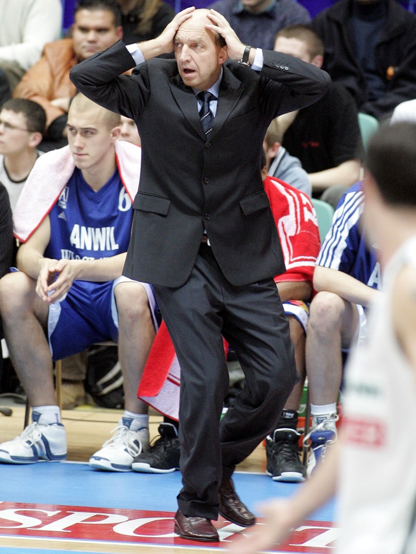 W sezonie 2004/2005 Andrej Urlep był trenerem Anwilu. W...