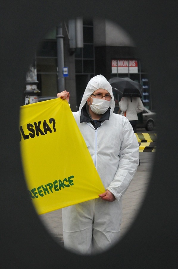 Greenpeace na Półwiejskiej w Poznaniu