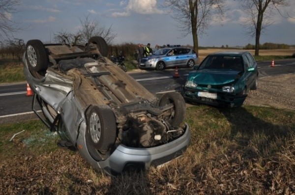 Wypadek w Wierzbicy: Cztery osoby trafiły do szpitala