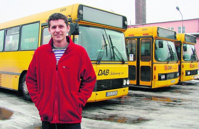 Miłosz Zorychta, kierowca autobusu miejskiego w Oświęcimiu, pracuje w pierwszy dzień świąt