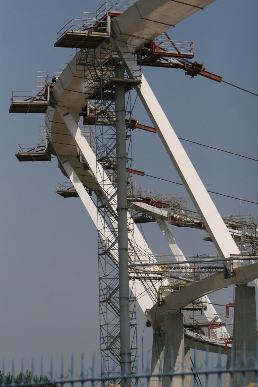 Na Stadionie Śląskim konstruktorzy popuszczają [ZDJĘCIA]