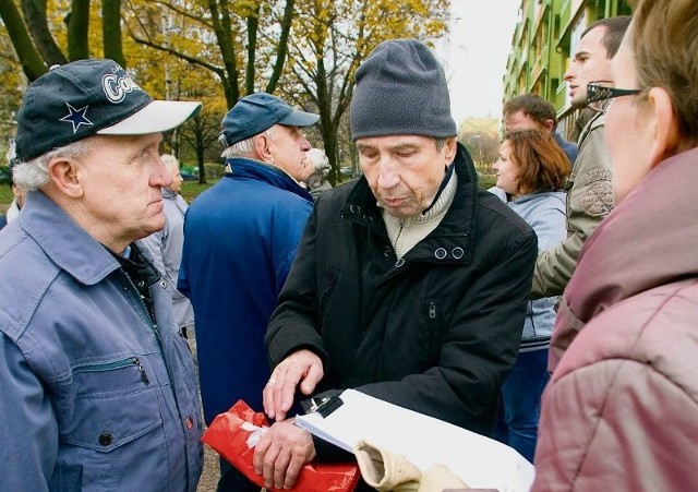 Mieszkańcy dzielnicy Piaskowa Góra kłócą się o drzewa