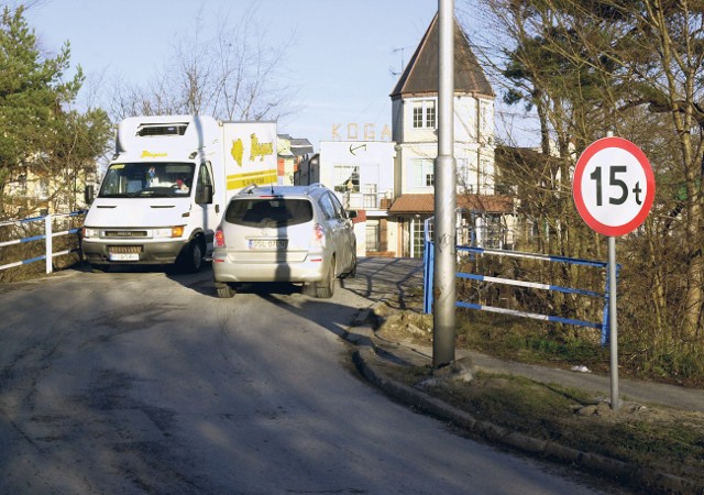 Od stycznia na moście w ciągu ul. Westerplatte obowiązuje ograniczenie masy pojazdów