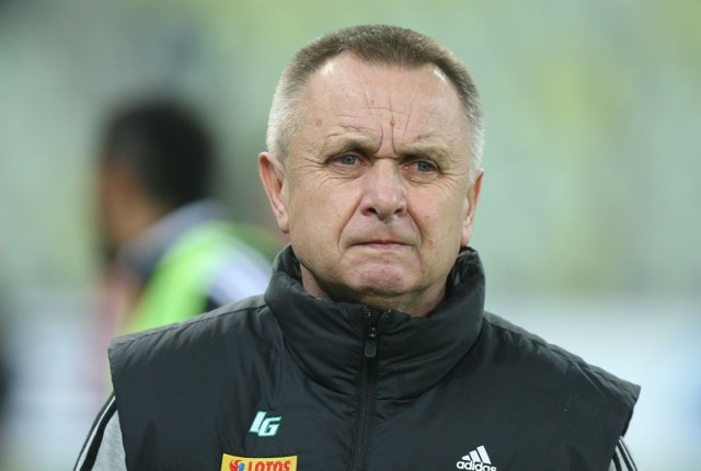 Bogusław Kaczmarek, trener Lechii, ma w środę podjąć decyzję czy Julian Ripoli zostanie w Gdańsku