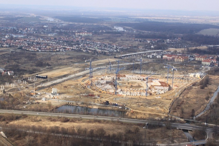 Zdjęcia z budowy stadionu na Maślicach - 26 marca 2010